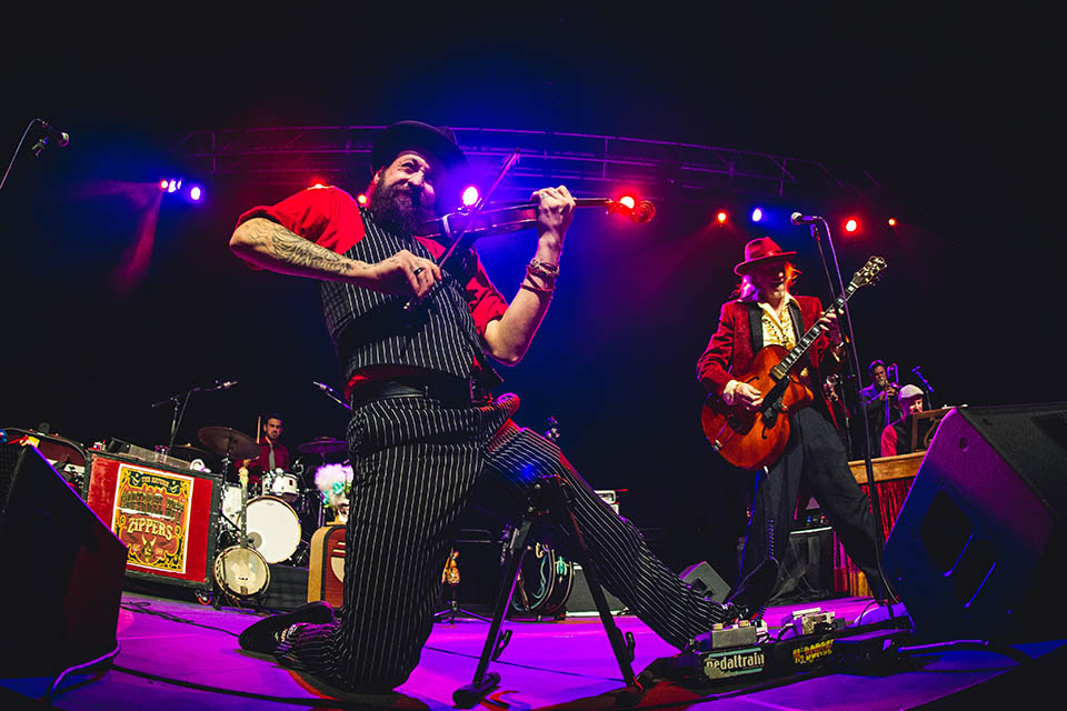 Squirrel nut zippers. Squirrel nut zippers.